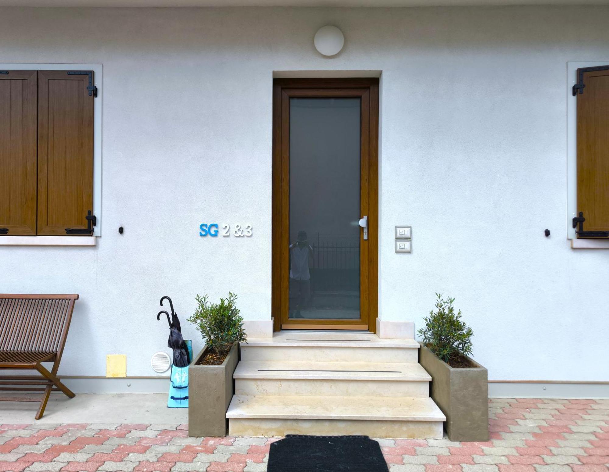 Sg Rooms - Casa Laura Peschiera del Garda Exteriér fotografie
