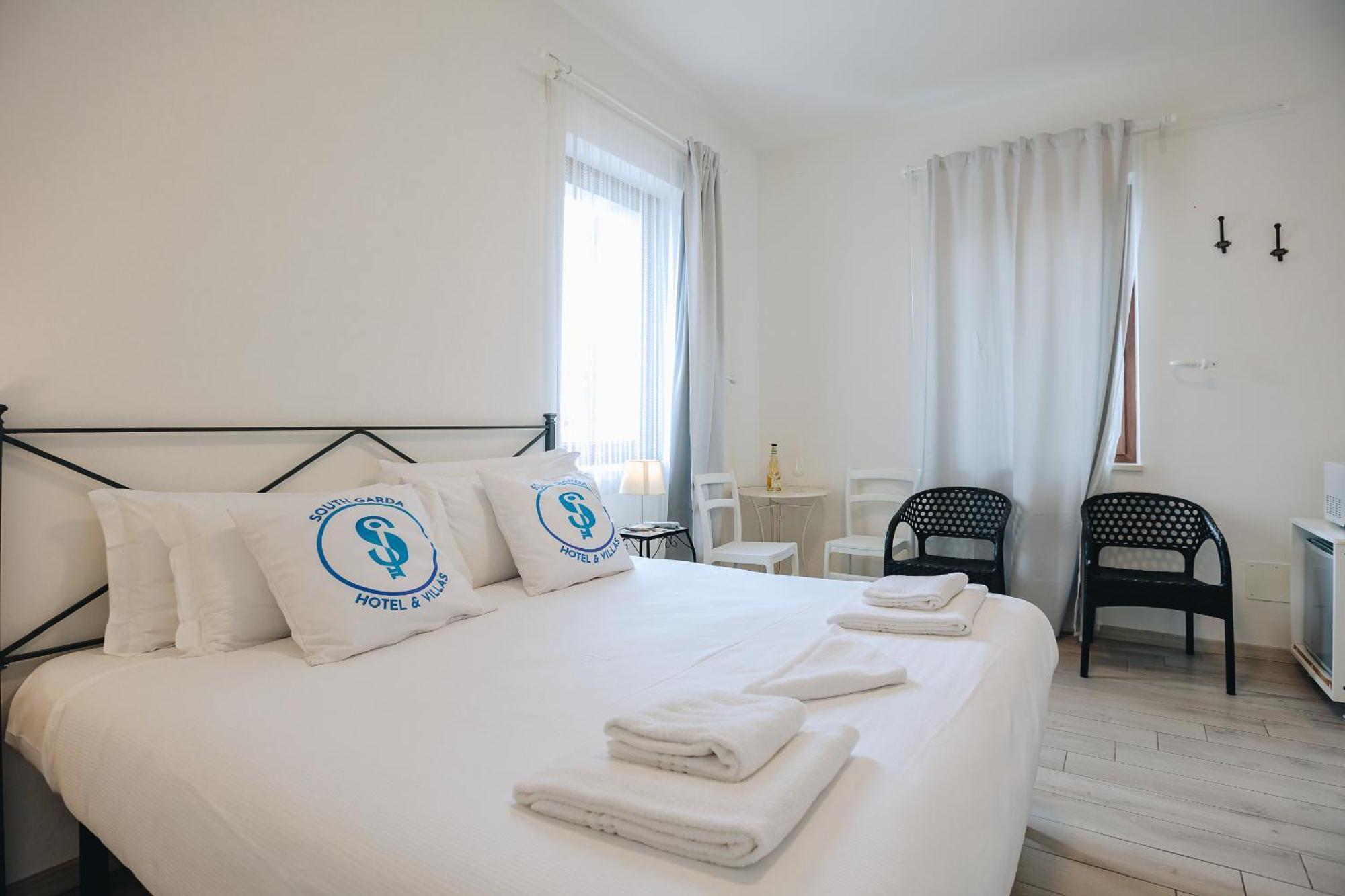 Sg Rooms - Casa Laura Peschiera del Garda Exteriér fotografie
