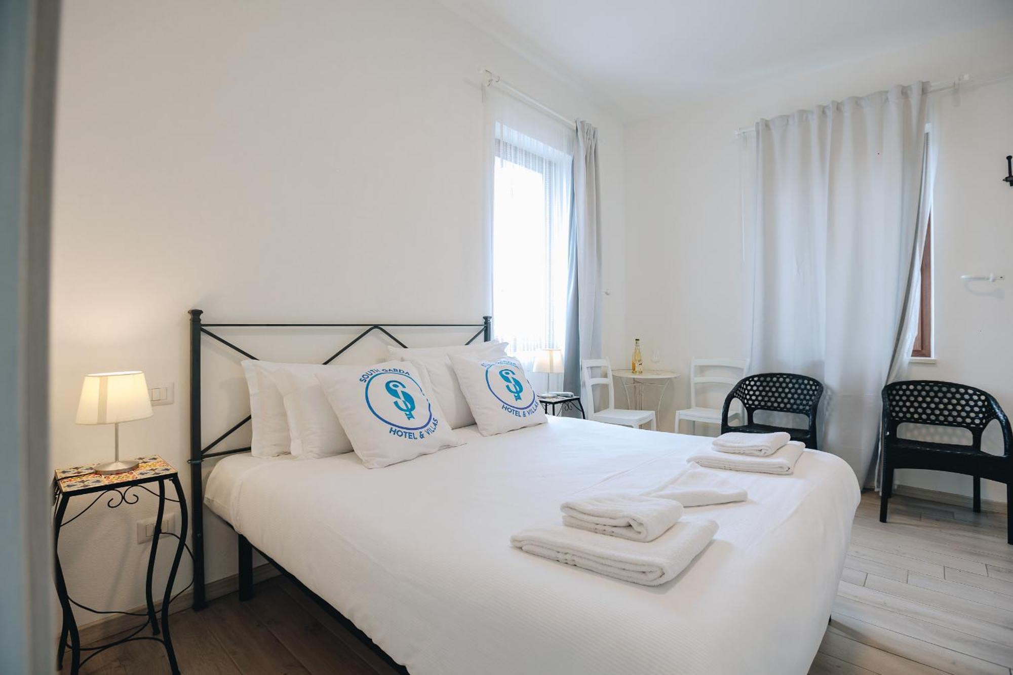 Sg Rooms - Casa Laura Peschiera del Garda Exteriér fotografie